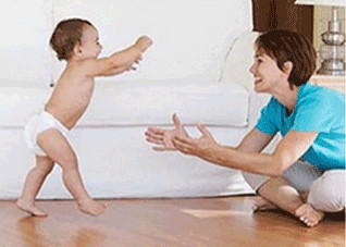 特立独行 如何锻炼宝宝学步