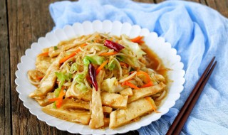 洋白菜炒饼做法 你都学会了吗