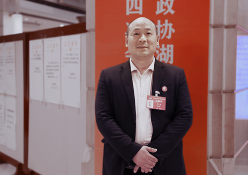 人民网 | 卢玉恩：助力乡村振兴 推进农村产权交易市场建设