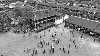 红色旅游人气旺