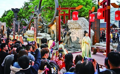 各地中小学创新诗词教育方式方法——美好诗意 在孩子们心中流淌 各地中小学创新诗词教育方式方法——美好诗意 在孩子们心中流淌