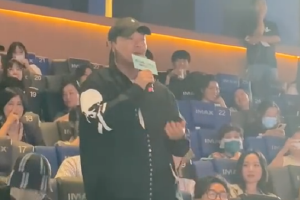 陈思诚现身佟丽娅新片首映 夸赞前妻漂亮有演技