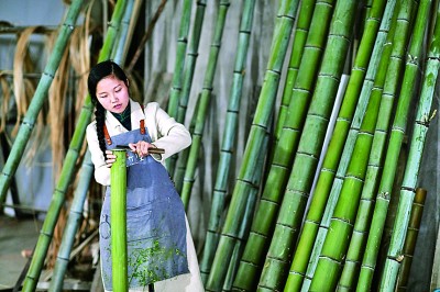 一双巧手“编织”美好生活